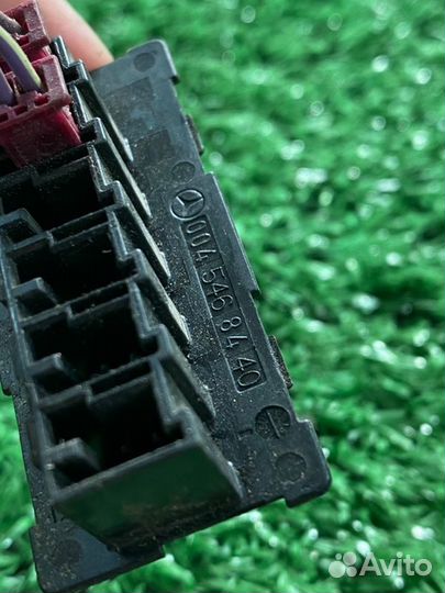 Разъем Mercedes-Benz S-Class W221 273.968 2008