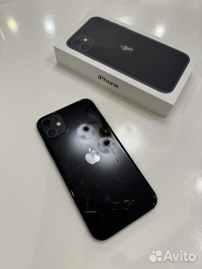 iPhone 11, 64 ГБ