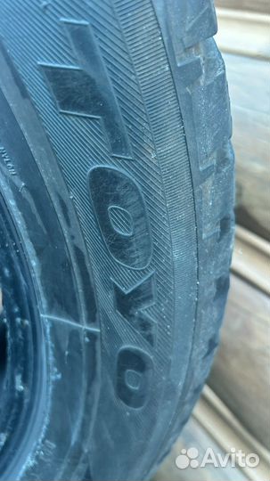 Toyo Observe Ice-Freezer 275/50 R22 111T