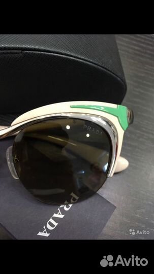 Очки солнцезащитные Prada оригинал