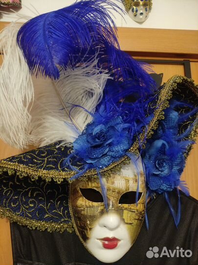 Маска венецианская