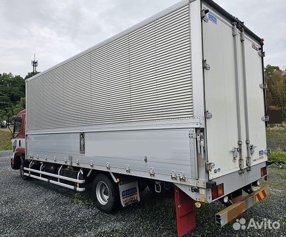 Промтоварный фургон Isuzu Forward (F-Series), 2016