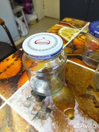 Банки с винтовыми крышками и под закатку
