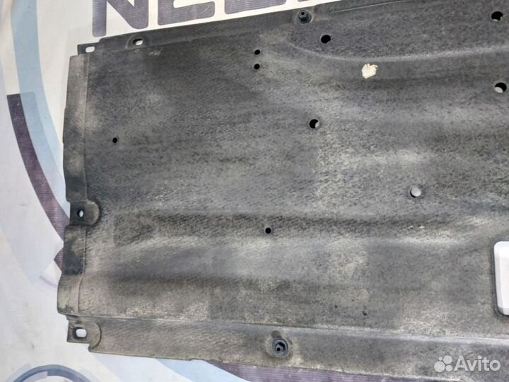 Защита днища кузова передняя правая Kia K5 DL3