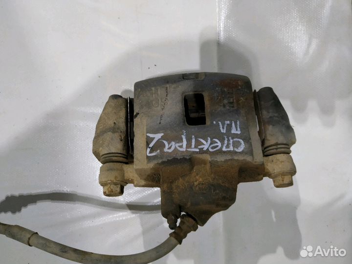 Kia Spectra передний суппорт скоба суппорта