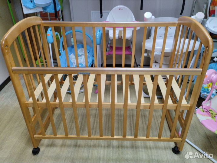 Кровать-качалка-колесо