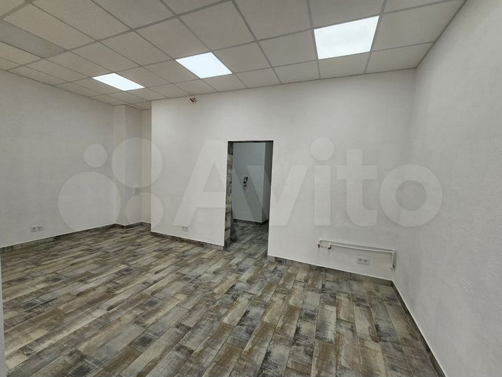 Торговая площадь рядом с магнитом, 34.2 м²