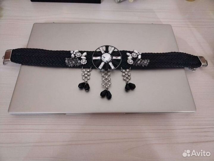 Украшения на шею