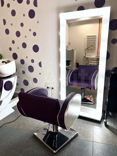 Аренда рабочего места мастера маникюра/парикмахера