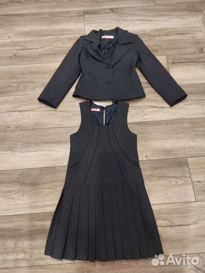 Школьная форма (сарафан, пиджак)