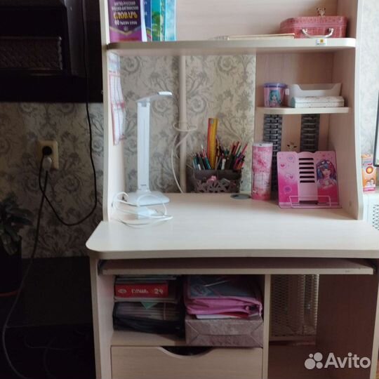Школьный столик