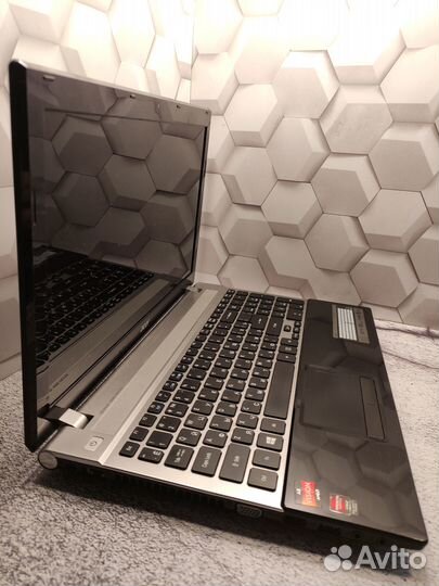 Мощный ноутбук с 4-мя ядрами/SSD/HDD/Видео 2GB