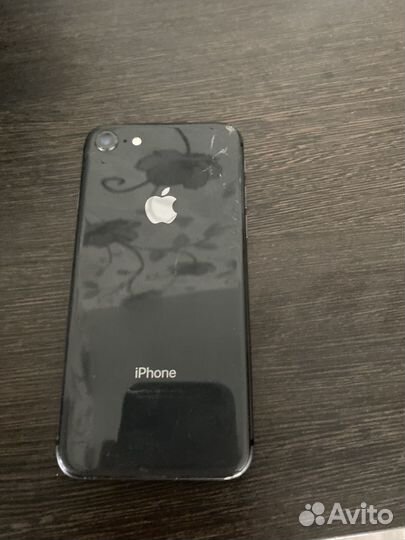 iPhone 8, 64 ГБ