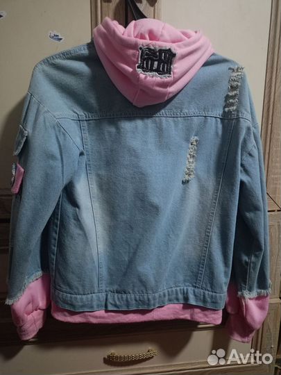 Джинсовая куртка женская
