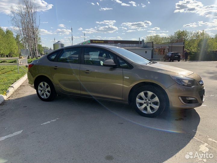 Opel Astra 1.6 AT, 2013, 138 600 км