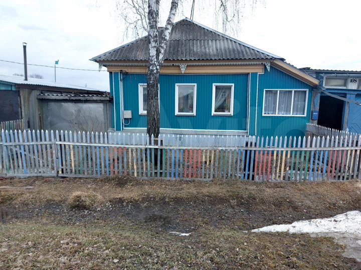 Дом 30 м² на участке 11 сот.