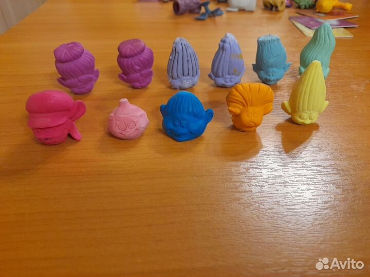 Детские игрушки (большинство коллекционные)