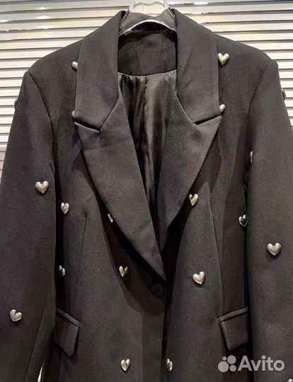 Пиджак классический с сердечками