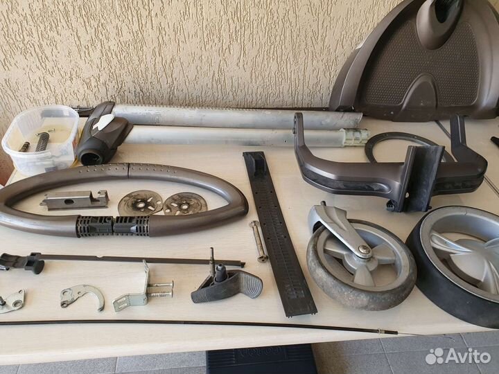 Запчасти для коляски stokke