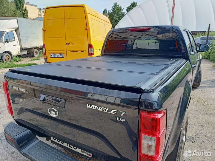 Четырех секционная крышка кузова на Wingl7