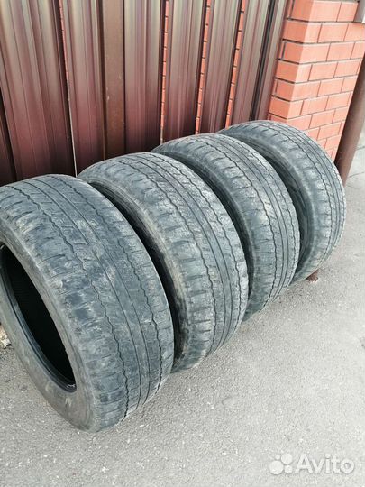 Bridgestone Dueler A/T 693 285/60 R18