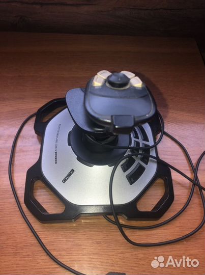 Джойстик Logitech