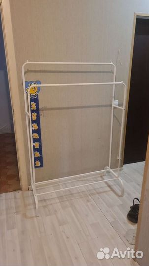 Вешалка напольная