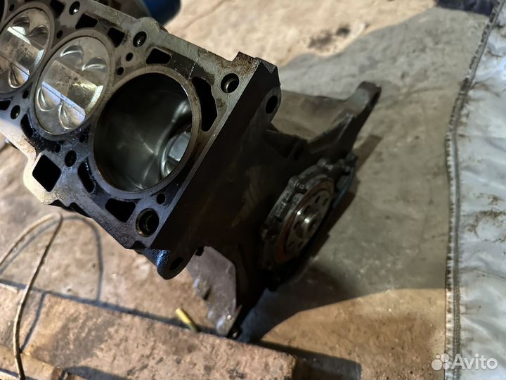 Блок и головка 126