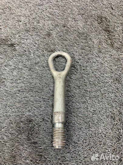 Крюк буксировочный Mercedes Gl X164