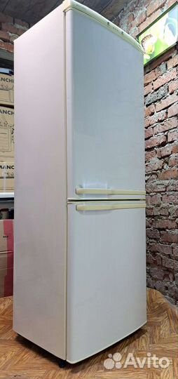 Холодильник Samsung 180/55/60см