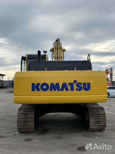 Гусеничный экскаватор Komatsu PC300-8M0, 2015