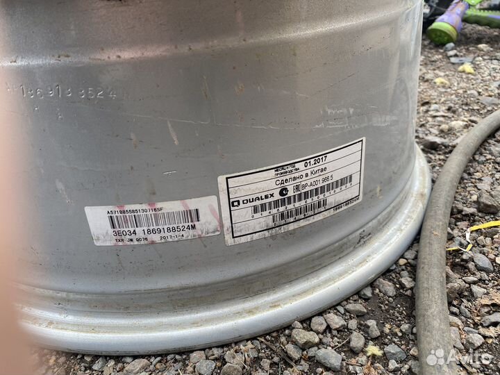 Диски Audi Q7 Volkswagen Touareg R18