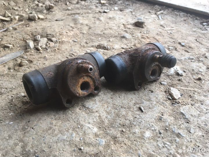 Тормозные цилиндры Иж/Москвич