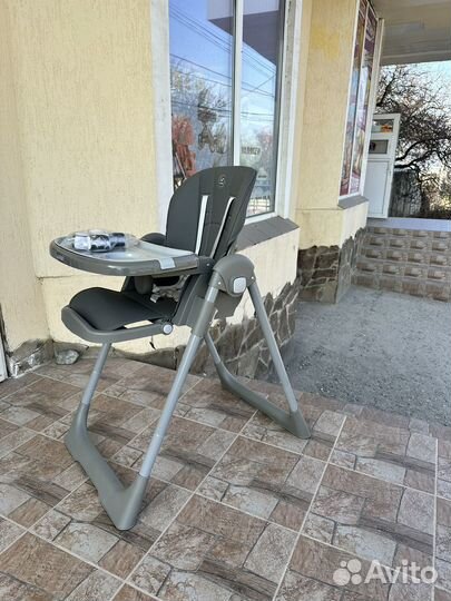 Стульчик для кормления Luxmom s 1