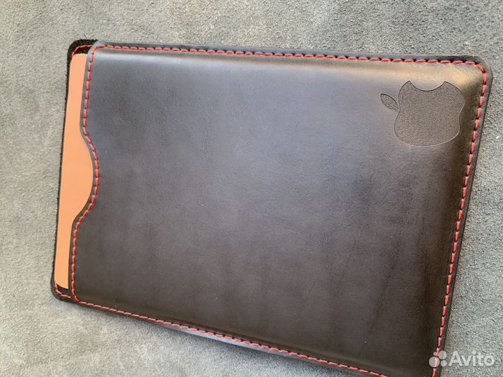 Чехол на плашет iPad кожаный ручная работа