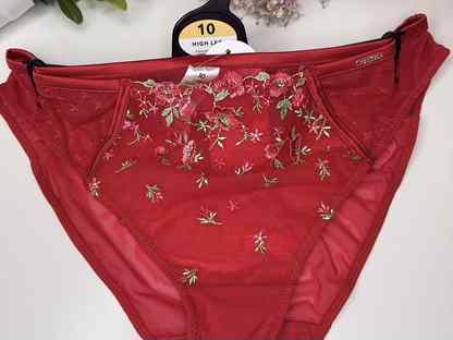 Кеудесі 5 өлшемді бейне