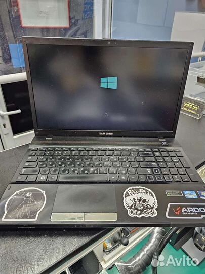 Ноутбук Samsung np300v5a i5/8gb/120/500