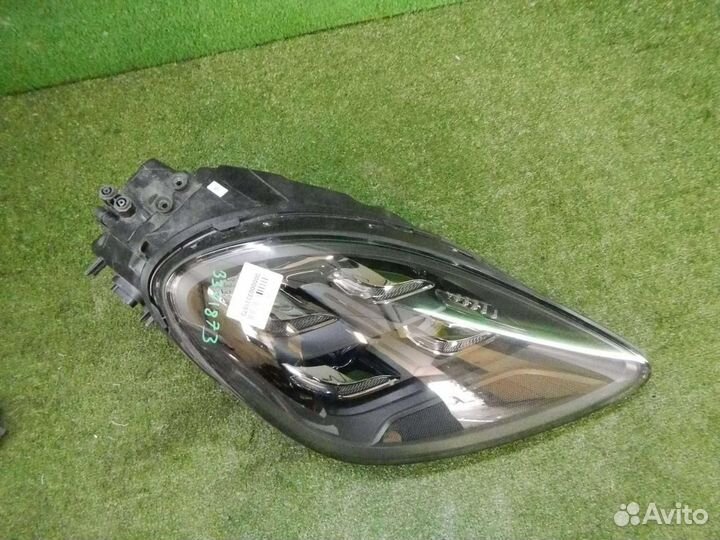 Фара правая Porsche Cayenne