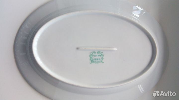 Фарфоровое блюдо большое