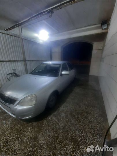 LADA Priora 1.6 МТ, 2008, битый, 180 000 км