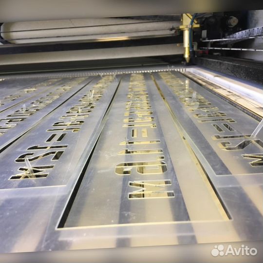 Лазерная резка и гравировка дерева, акрила