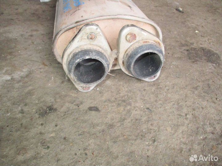 Средняя часть глушителя BMW X5 (E53)