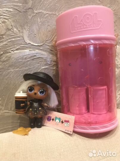 Куколка LOL в капсуле