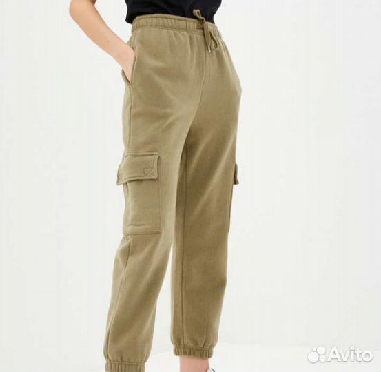 Спортивный костюм женский