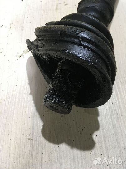 Полуось правая Ауди А6 С5 2.4 АКПП