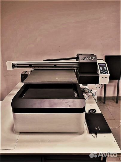 Принтер UV 6090 на головах тх800