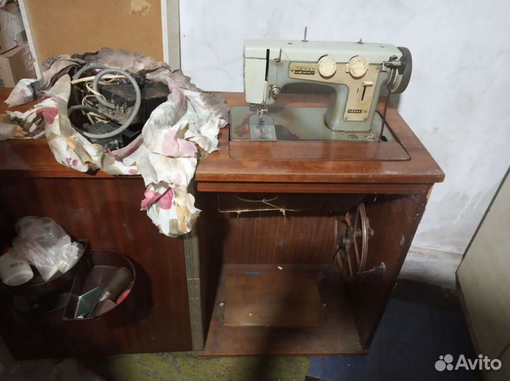 Швейная машина Чайка 3,требует ремонта
