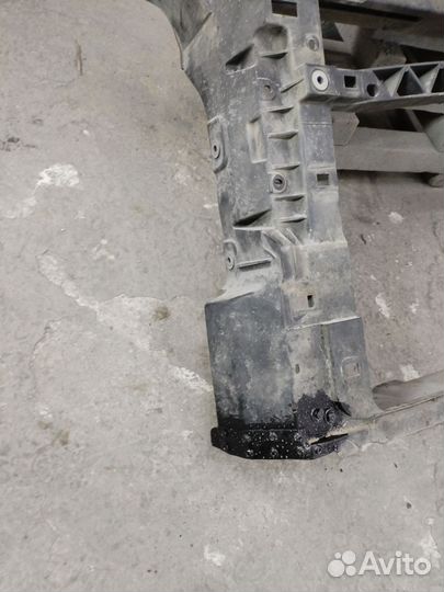 Панель передняя телевизор vw polo