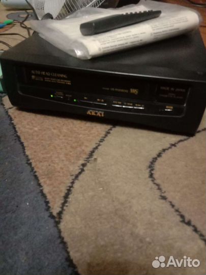 Видеомагнитофон akai