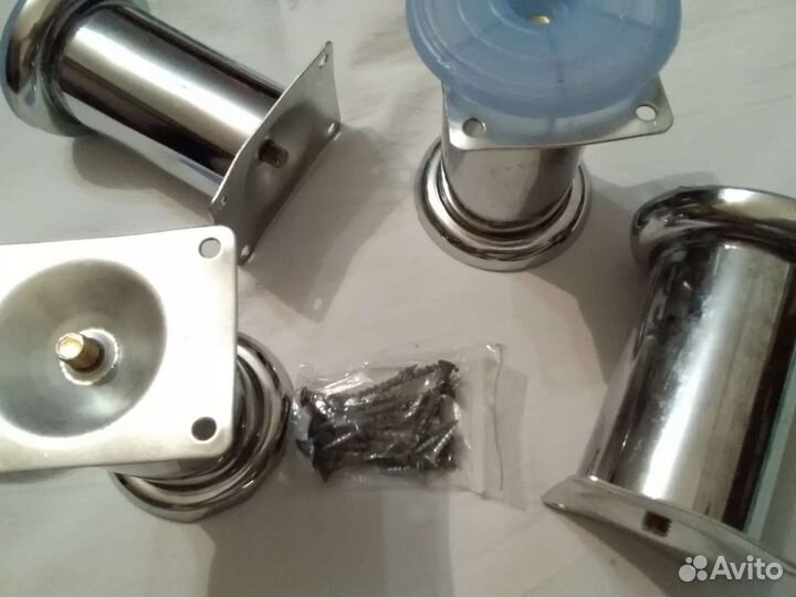 Комплект,мебельные ножки